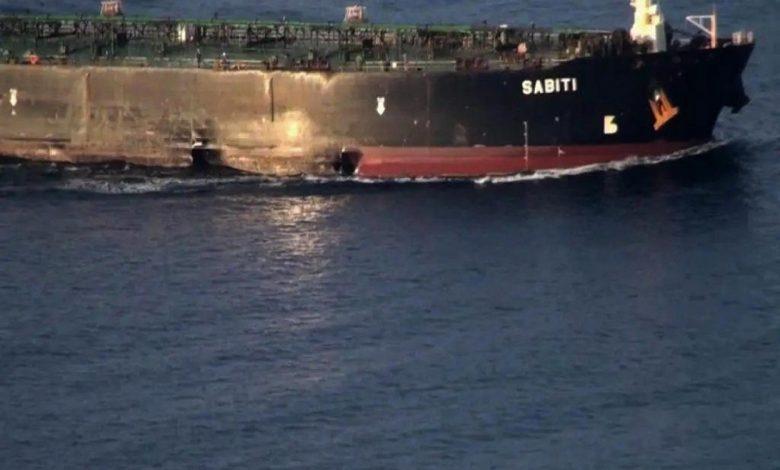 Photo of إيران تصادر سفينة ترفع علم بنما بتهمة تهريب وقود