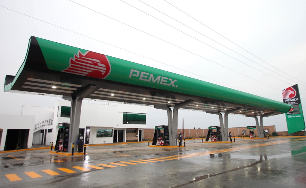 محطة من محطات شركة النفط المكسيكية بيمكس - المكسيك
