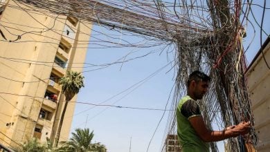 Photo of أزمة الكهرباء في العراق.. احتجاجات في بغداد تطالب بمحاسبة المقصرين