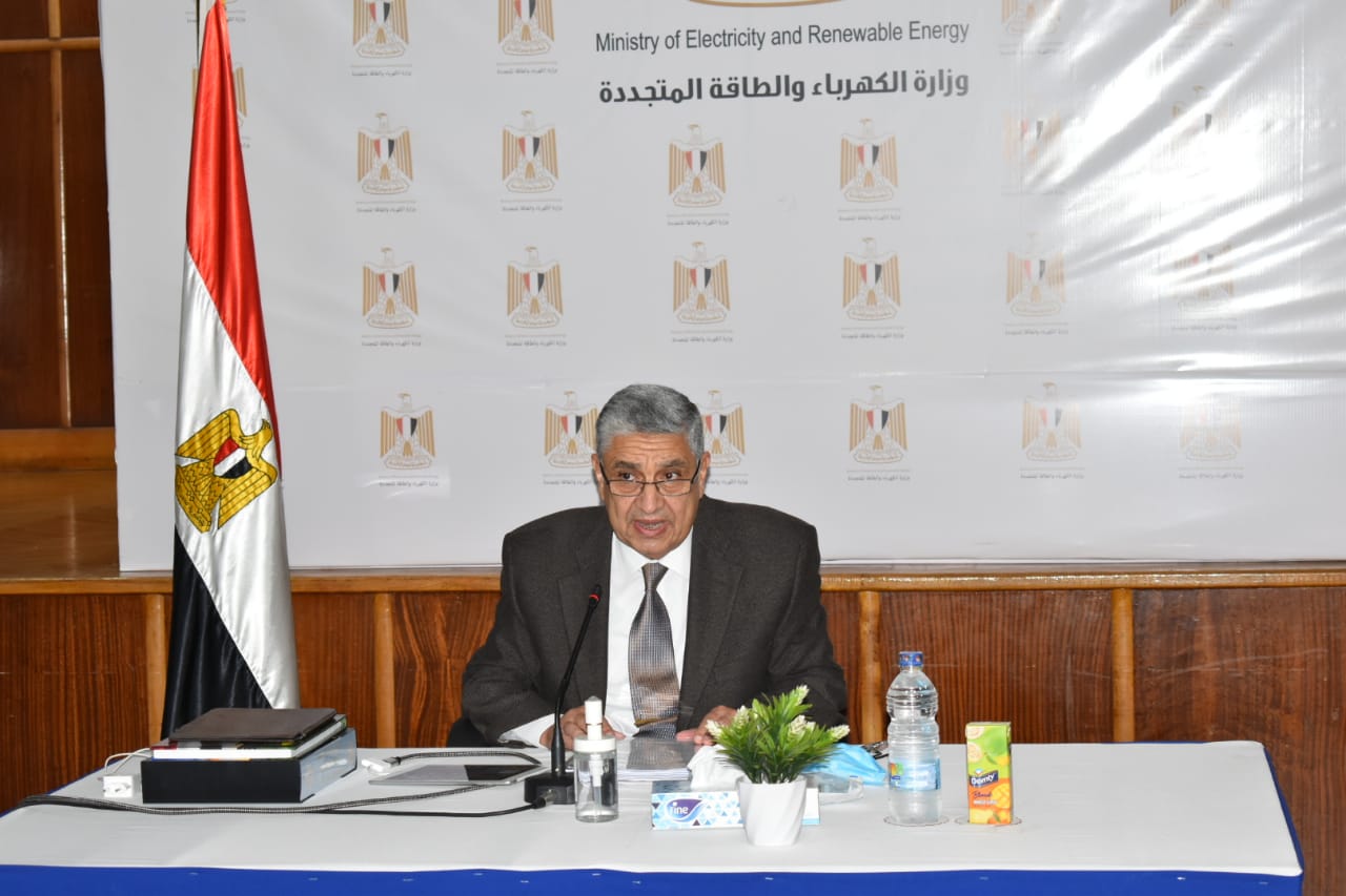 وزير الكهرباء المصري محمد شاكر أثناء انعقاد الجمعية العامة للشركة المصرية لنقل الكهرباء
