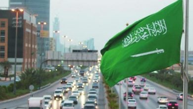 Photo of السعودية تمدّد تعليق الرحلات الجوّية أسبوعًا آخر