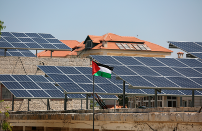 محطة طاقة شمسية أعلى أحيد المنازل في فلسطين