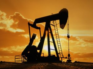 استثمارات النفط والغاز