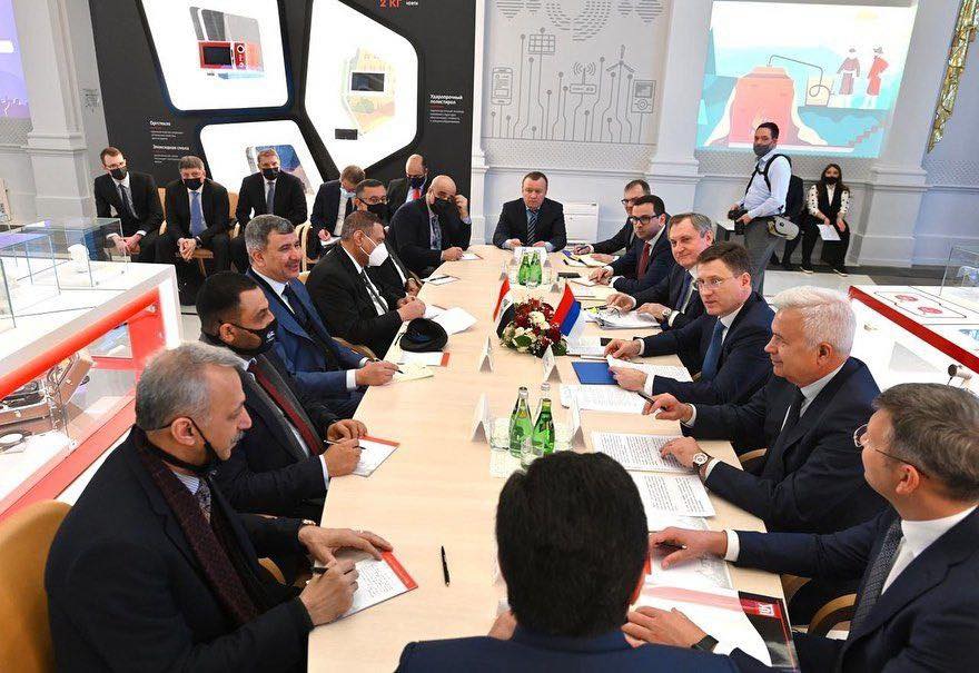 اجتماع موسع بين الجانبين العراقي والروسي في موسكو - الصورة من وزارة النفط العراقية