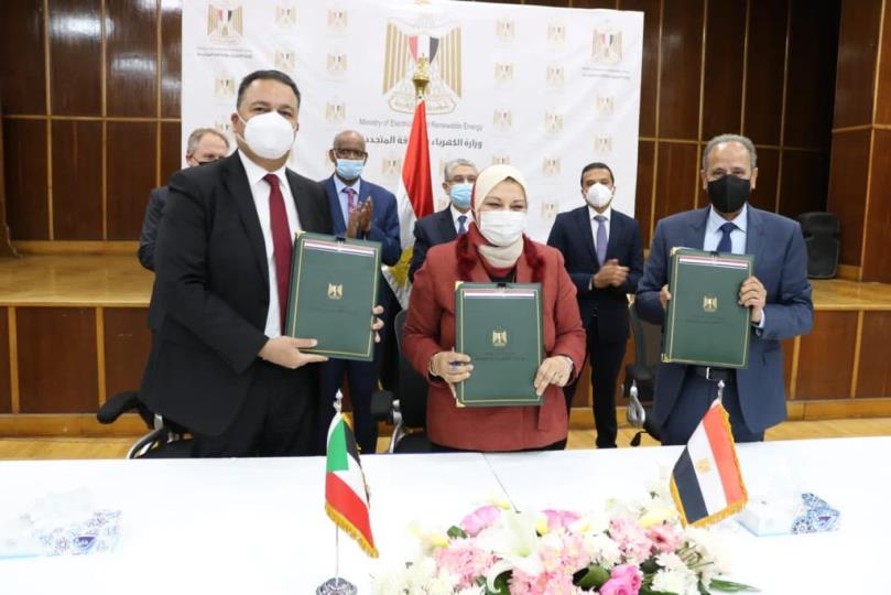 الربط الكهربائي بين مصر والسودان