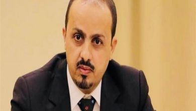 Photo of مسؤول يمني يحذر من عودة مليشيا الحوثي لنهب الإيرادات النفطية