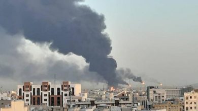 Photo of تسرب غاز يتسبب في حريق ضخم بمصفاة نفط في طهران (فيديو)