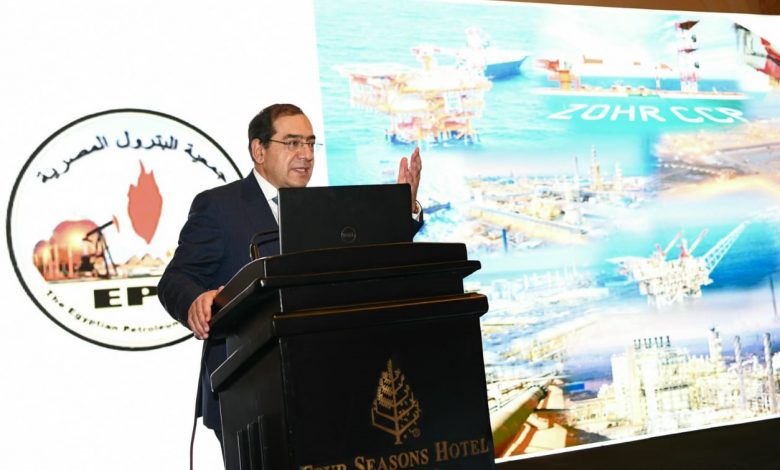 Photo of مصر تنتهي من إعداد إستراتيجية التحول لمركز إقليمي لتجارة الغاز والنفط