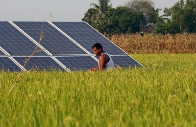 إحدى محطات الطاقة الشمسية في بنغلاديش - الصورة من موقع إيه دي بي