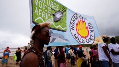 Photo of قرار جديد يمنع شل من التنقيب عن النفط قبالة سواحل جنوب أفريقيا