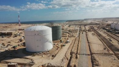 Photo of سلطنة عمان تعلن موعد تشغيل محطة تخزين النفط في رأس مركز بالدقم