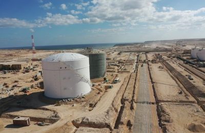 مركز تخزين النفط في رأس مركز بسلطنة عمان