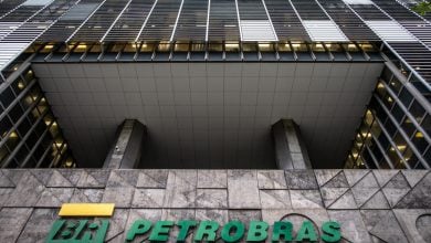 Photo of بتروبراس ترفع أسعار الوقود في البرازيل رغم معارضة الرئيس
