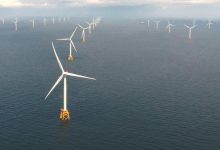 Photo of شركات عالمية تفوز بمزاد مزارع الرياح البحرية في إسكتلندا