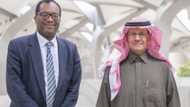 Photo of وزير الطاقة السعودي يلتقي وزير الدولة البريطاني لشؤون الأعمال والطاقة