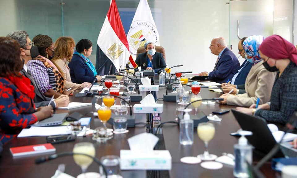 اجتماع وزيرة البيئة المصرية استعدادًا لقمة المناخ كوب 27