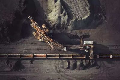 منحم لإنتاج الفحم في الهند