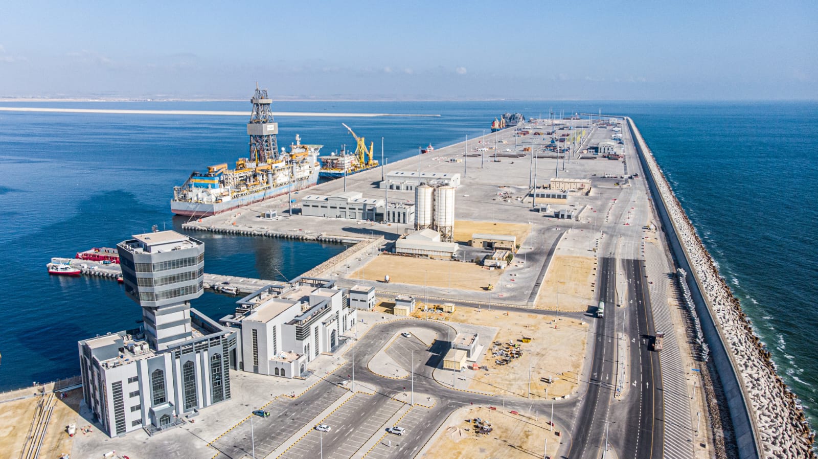 منطقة الدقم الصناعية.. بوابة سلطنة عمان لتعزيز مكانتها بأسواق الطاقة العالمية (صور) - الطاقة