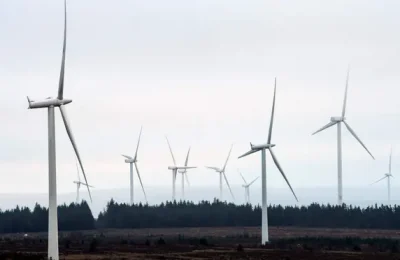 بريطانيا تتوسع في مشروعات الرياح والطاقة المتجددة