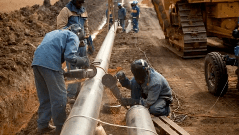 خط أنابيب النفط لشرق أفريقيا - النفط والغاز في أفريقيا