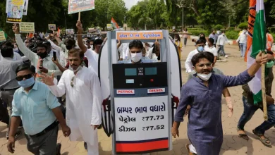 Photo of أسعار الوقود في الهند.. الحكومة تحمل المعارضة مسؤولية أزمة البنزين والديزل