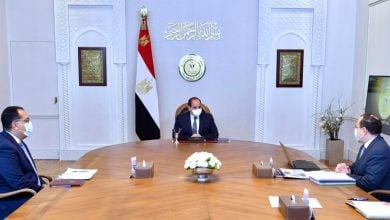 Photo of الرئيس المصري يستعرض تطورات مشروعات النفط والغاز
