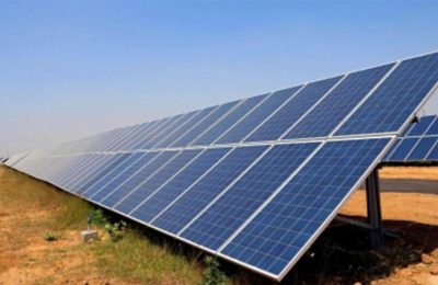 تحديات تهدد مشروعات الطاقة الشمسية في الهند