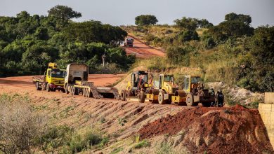 Photo of مشروع خط أنابيب النفط لشرق أفريقيا يشهد تطورًا جديدًا بعد "هدم المقابر"