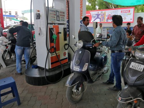 gas prices in Pakistan
