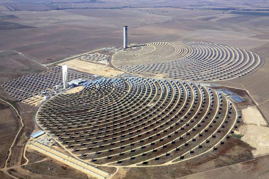 مجمع ورزازات للطاقة الشمسية