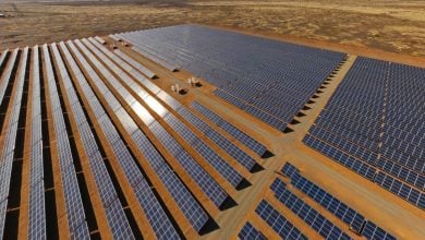 Photo of بدء تطوير أول مشروعات الطاقة الشمسية وتخزين البطاريات في جنوب أفريقيا
