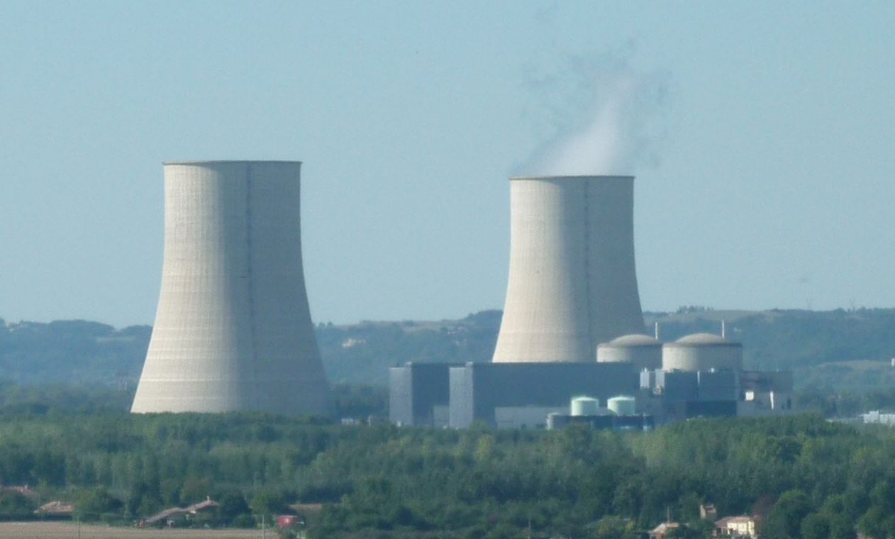 المحطات النووية