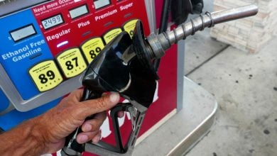 Photo of استهلاك البنزين في أميركا يتراجع مع ارتفاع الأسعار وتحسين كفاءة الوقود