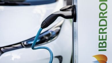 Photo of تعاون جديد في الهيدروجين الأخضر وشحن السيارات الكهربائية بين "بي بي" و"إيبردرولا"