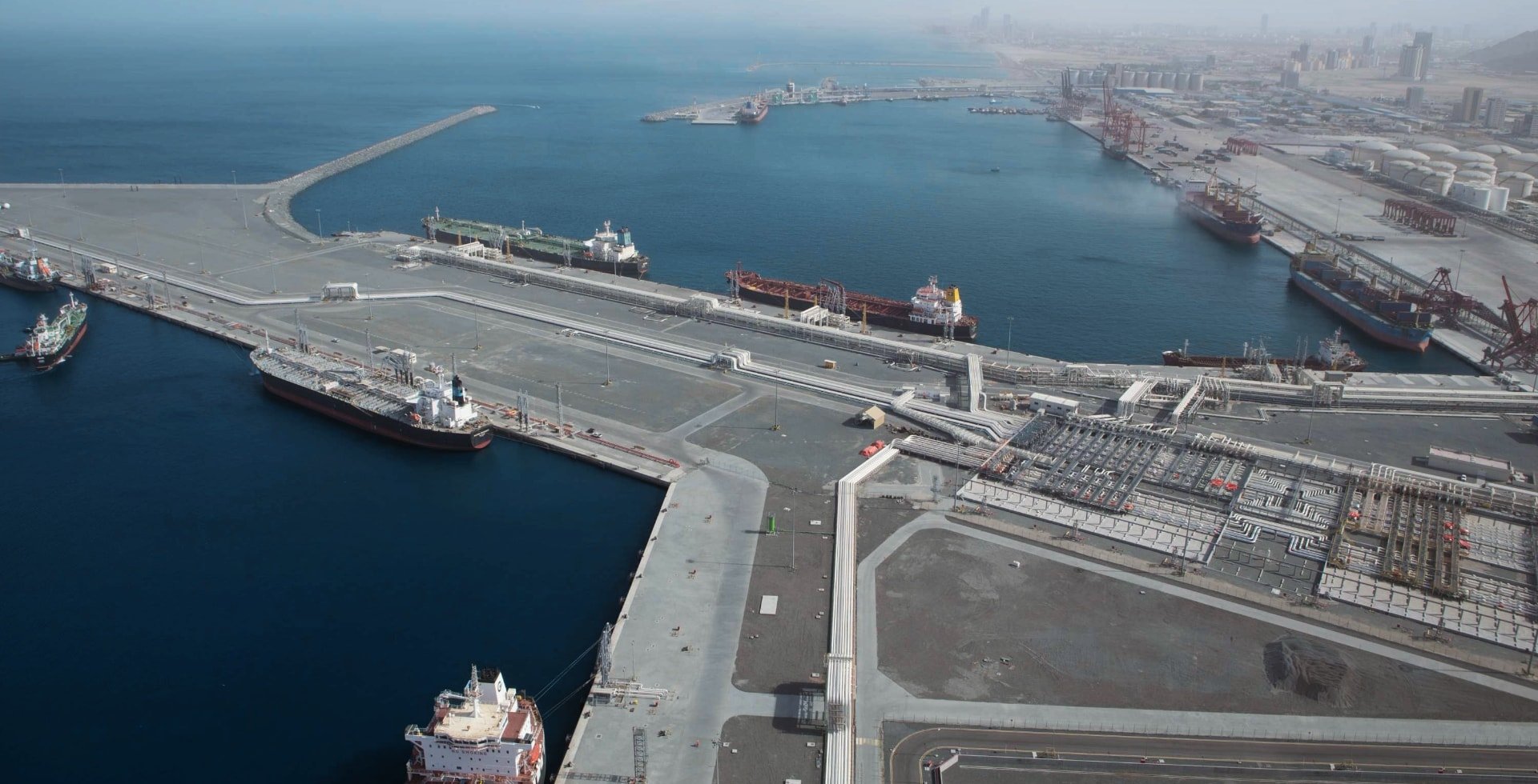 ميناء الفجيرة الإماراتي