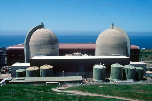 الطاقة النووية في أميركا - محطة للطاقة النووية في كاليفورنيا