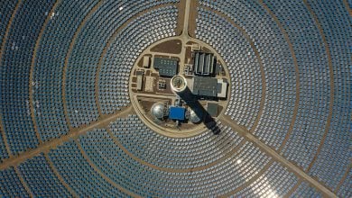 Photo of محطة طاقة شمسية عملاقة في الصين تعادل مساحتها 462 ملعب كرة قدم (صور)