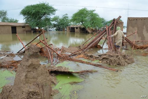 الفيضانات تضرب باكستان بسبب تغير المناخ