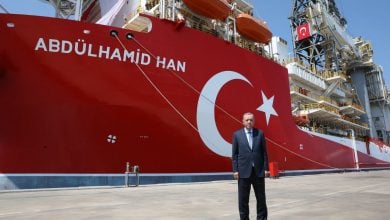 Photo of السفينة عبدالحميد خان تنطلق للتنقيب شرق المتوسط.. والرئيس التركي: أصبحنا موجودين بقوة (فيديو)