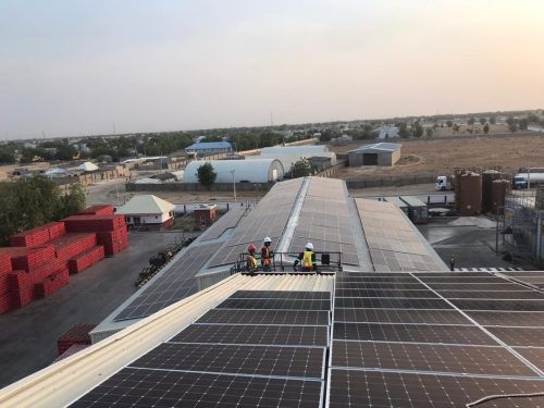 إحدى مشروعات الطاقة الشمسية في أفريقيا