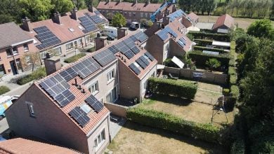Photo of بلجيكا تدعم الطاقة الشمسية فوق أسطح المنازل بـ 152 مليون دولار