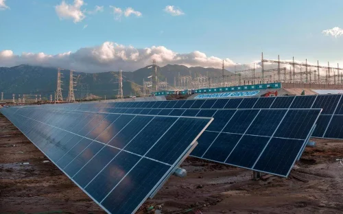 أكبر محطة للطاقة الشمسية في فيتنام