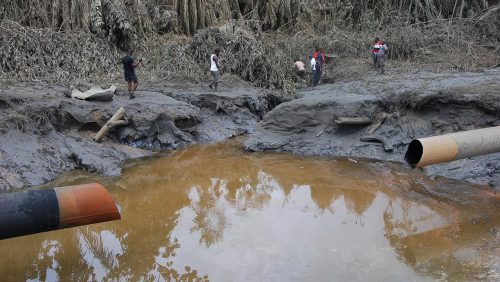 جانب من تدهور خطوط أنابيب النفط في نيجيريا