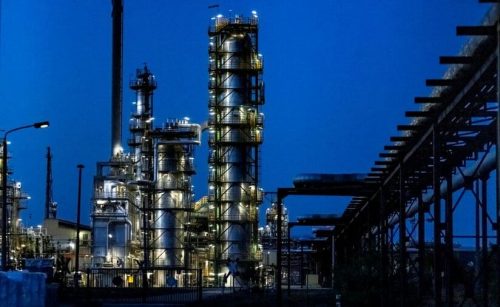 بولندا تشترط التأميم الكامل لمصفاة شفيدت التابعة لروسنفط في ألمانيا
