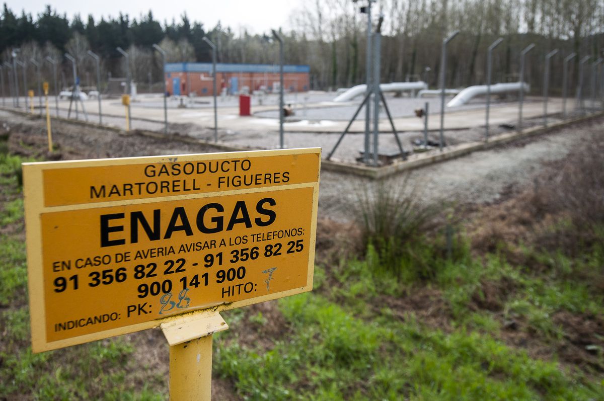 إناغاز تعمل على توسيع خط أنابيب الغاز بين فرنسا وإسبانيا