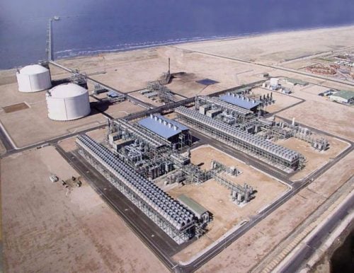 محطة لتسييل الغاز الطبيعي في مصر