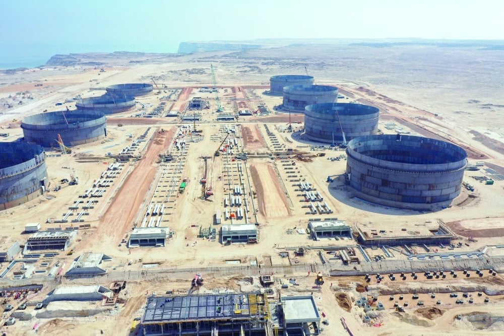تخزين النفط في رأس مركز في سلطنة عمان