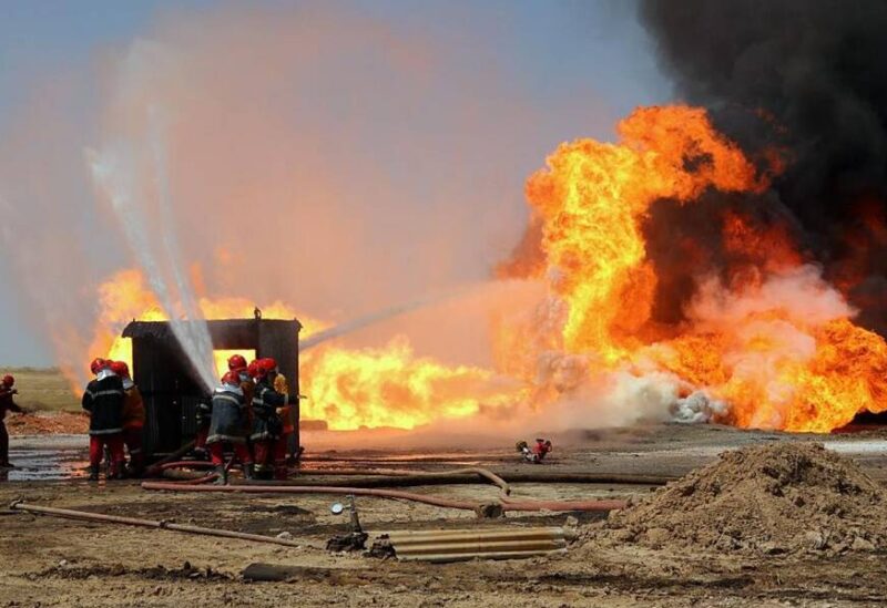 حريق بأحد حقول النفط الإيرانية