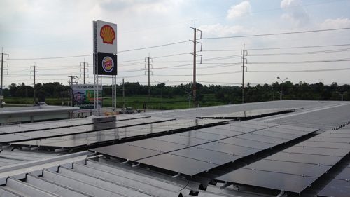 إحدى مشروعات الطاقة الشمسية التابعة لشركة شل
