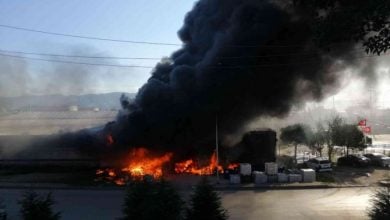 Photo of حريق وانفجارات بشركة نفط في تركيا (صور)